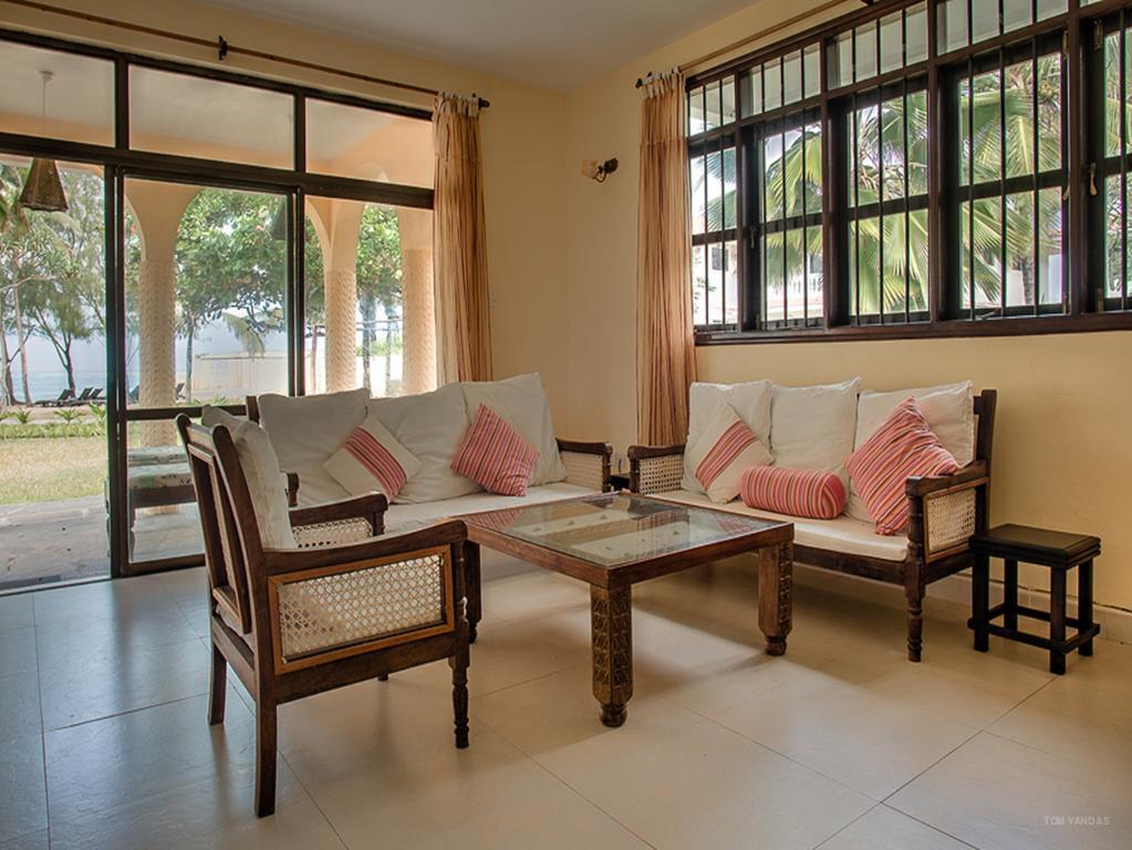 Bahari Dhow Beach Villas Diani Beach Εξωτερικό φωτογραφία